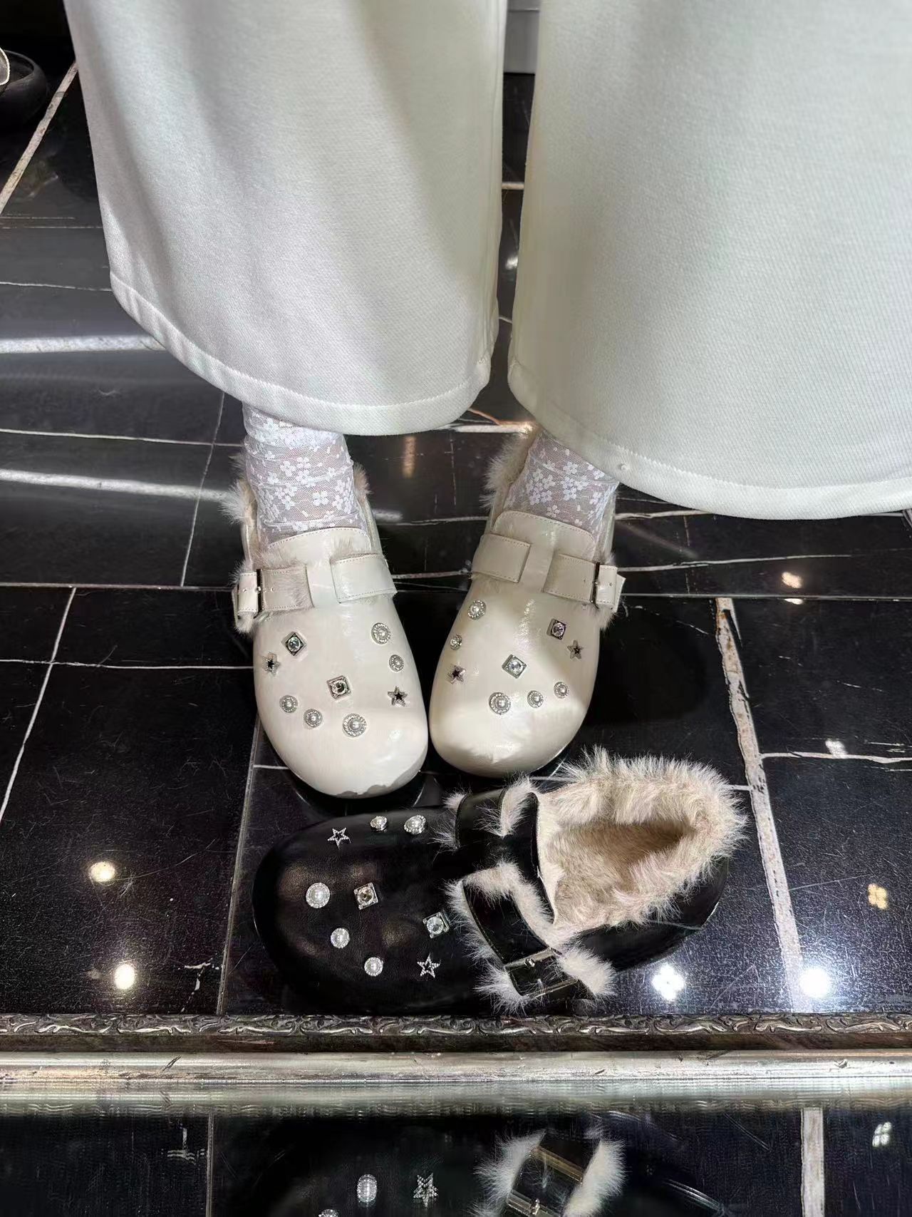 欧洲站2025年新款真皮厚底勃肯鞋女百搭潮流加绒加厚铆钉时尚棉鞋