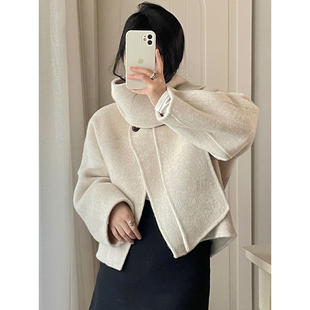 燕麦色双面羊毛围巾短款大衣女2024早秋新款小个子羊毛呢子外套冬
