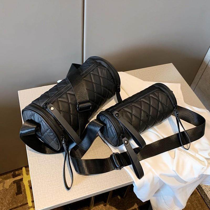 今年流行小包包女春夏新款菱格圆筒包牛津布单肩包宽带斜挎水桶包,箱包皮具/热销女包/男包,通用款女包,淘宝优惠券,粉丝福利购,淘宝优惠卷