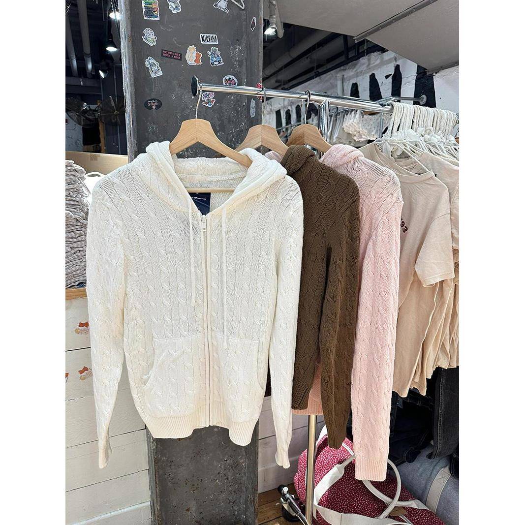 BM官网秋冬新款浅粉麻花连帽开衫毛衣bm百搭拉炼外套针织上衣女潮