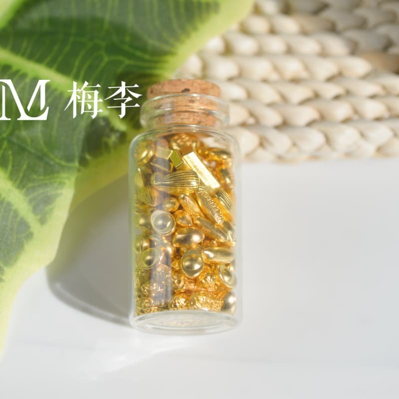 合金配饰玻璃瓶招财桌面装饰