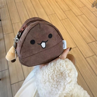 新款原创可爱栗子化妆包刺绣卡通大容量收纳袋便携出行杂物内胆包