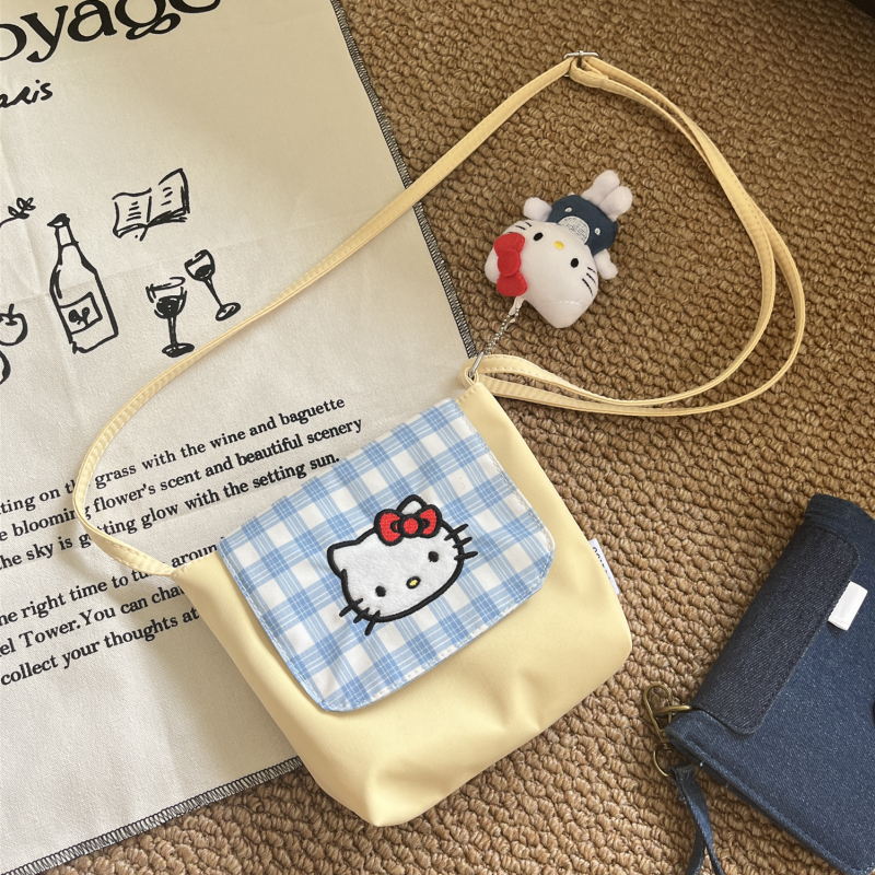 原创设计奶黄蓝格子拼接小包可爱kitty手机包相加拍立得收纳小包
