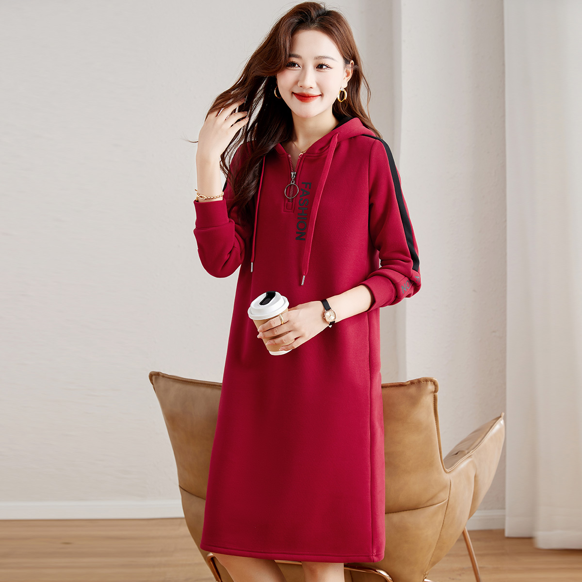 2025年冬季加绒加厚连帽长袖