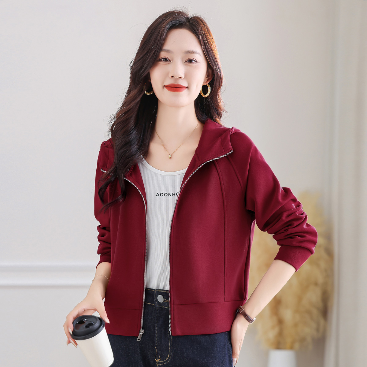 纯色独特漂亮早秋小外套