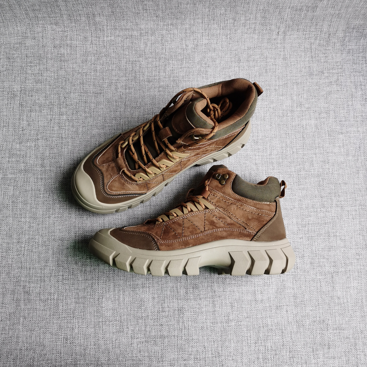 秋冬款真皮秀气登山徙步鞋男高帮防滑户外加绒保暖休闲厚底棉鞋