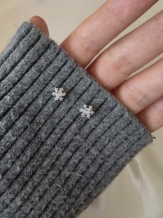 YUCI通体足银999纯银爆闪雪花耳钉女养耳洞耳饰高级感秋冬银饰