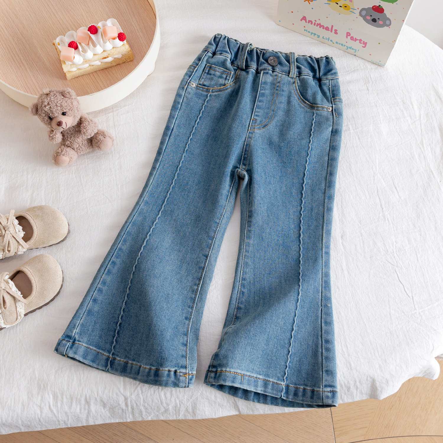 女童2026春季新款时髦宽松牛仔喇叭裤耐穿儿童百搭韩版长裤半裤潮