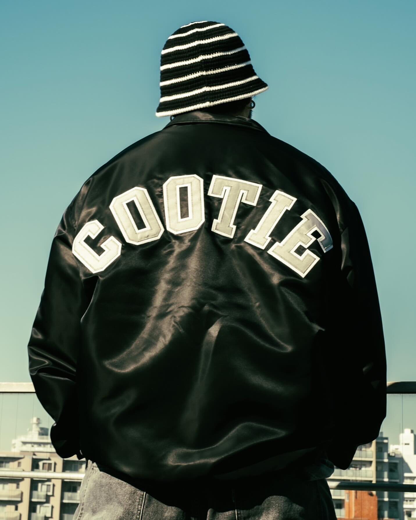 COOTIE背后大LOGO尼龙教练夹克