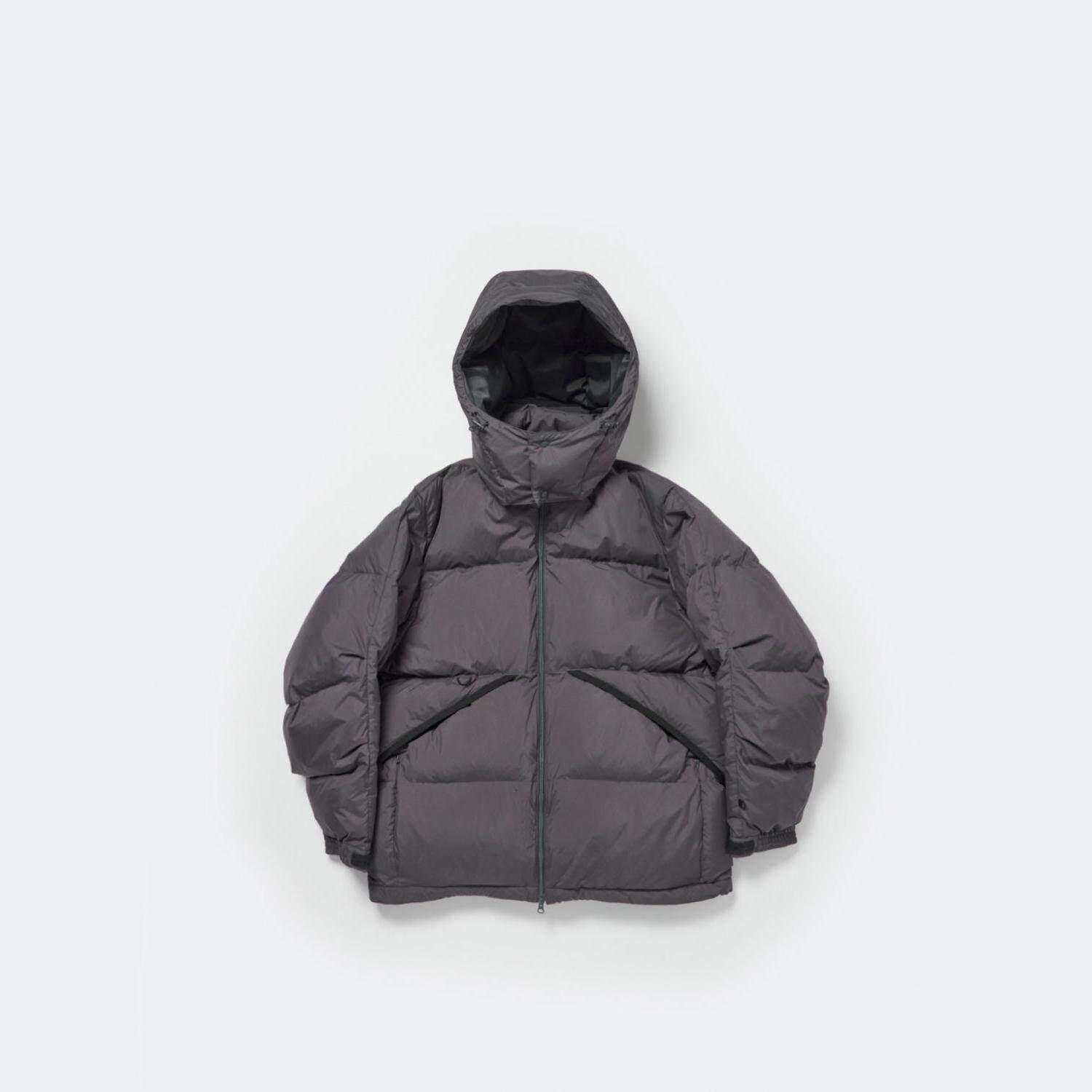 DAIWA PIER39 TECH ALPINE DOWN PARKA 24AW 连帽口袋面包羽绒服