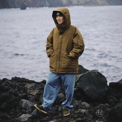 nanamicaSUBF357光电子羽绒服