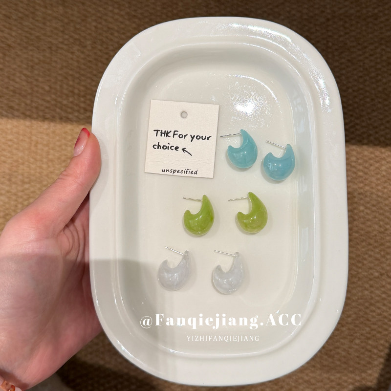 一只翻茄酱彩色树脂耳环女高级感几何水滴造型耳饰趣味小众耳钉