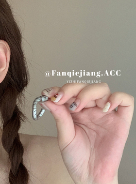 独特炭灰色耳环女小众