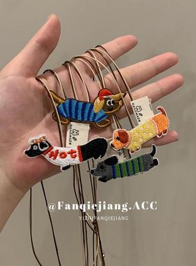 一只番茄酱可爱腊肠狗抽绳项链毛衣链女2024年新款