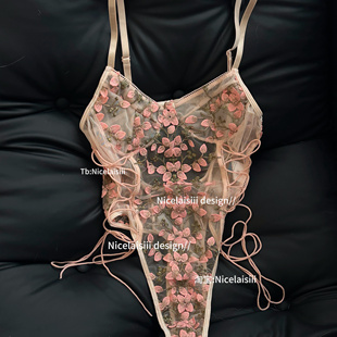 Nicelaisiii繁花 连体衣纯欲风吊带 蕾丝花朵刺绣绑带性感透视法式