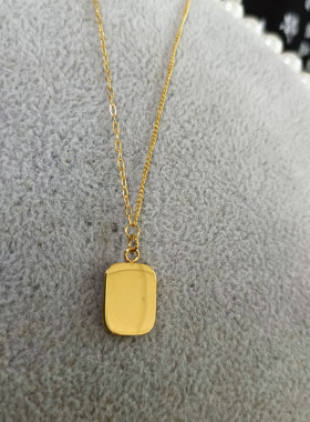 小众轻奢巧克力方糖AB项链女小方牌吊坠网红钛钢镀18K金色锁骨链