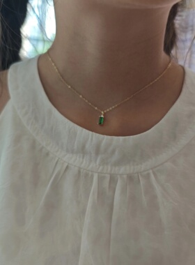 新中式S925纯银镀k金色祖母绿锆石项链公主吊坠锁骨链长方形镶嵌