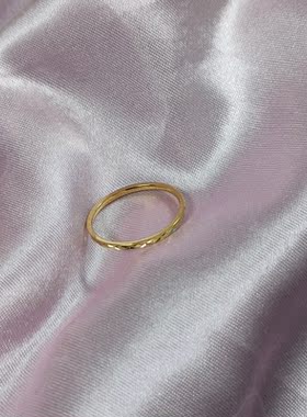 日韩国简约18K金色戒指女日韩极细超细车花尾戒戒指指环女礼物