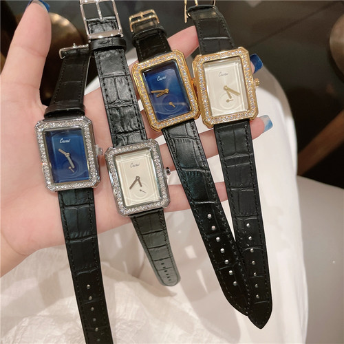小香风长方形真皮女表
