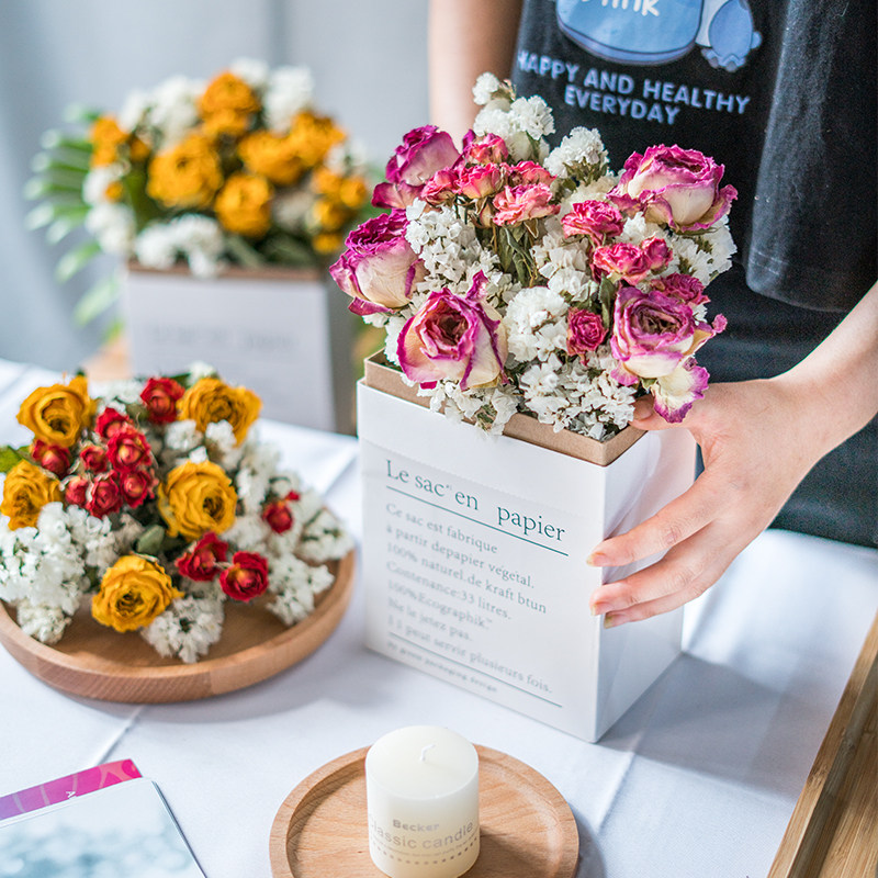 蔷薇干花花束价格 蔷薇干花花束图片 星期三