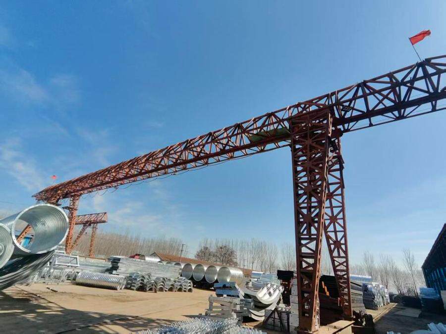 5月9日衡水现有2010年龙门吊（10T）一台。网络拍卖公告