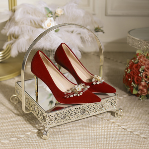 红色秀禾服主婚鞋女2024新款中式婚宴高跟鞋小个子法式结婚新娘鞋