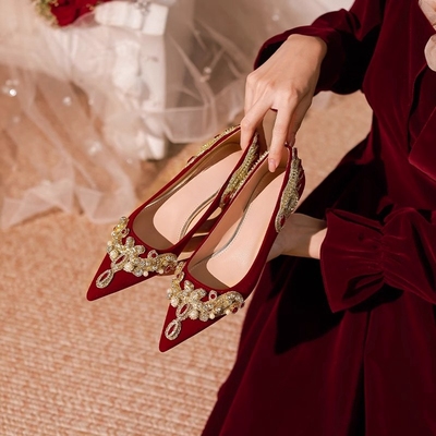 婚鞋女中式红色敬酒秀禾服新娘鞋