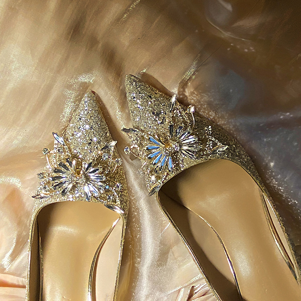 高跟鞋婚鞋秀禾婚纱两穿水晶鞋