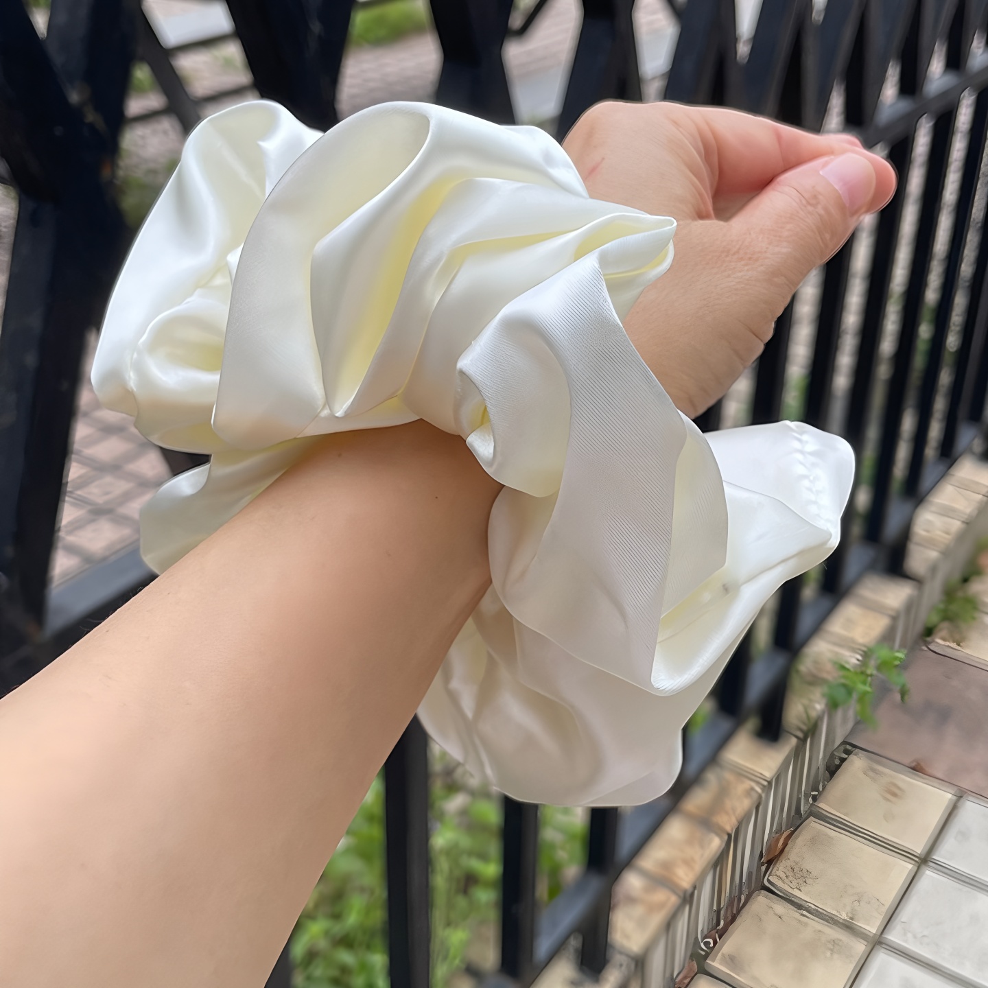 ins法式绸布超大发圈大肠发绳