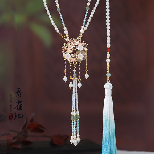 女翡翠贝母长款项链背云百搭