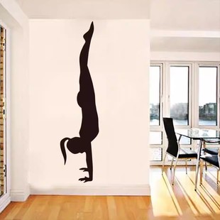 手倒立女孩墙贴家居客厅卧室装饰背景瑜伽馆健身房乙烯基艺术贴纸