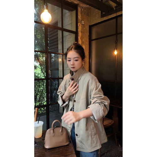 巴顿风衣立领格纹秋日外套