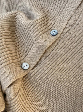 韩国单！含细羊毛复古洋气巨显瘦不规则设计洋气坑条针织衫毛衣女