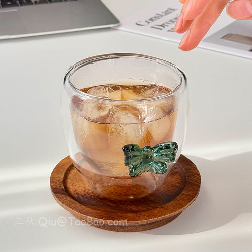 高级感立体灰色蝴蝶手握杯喝水杯