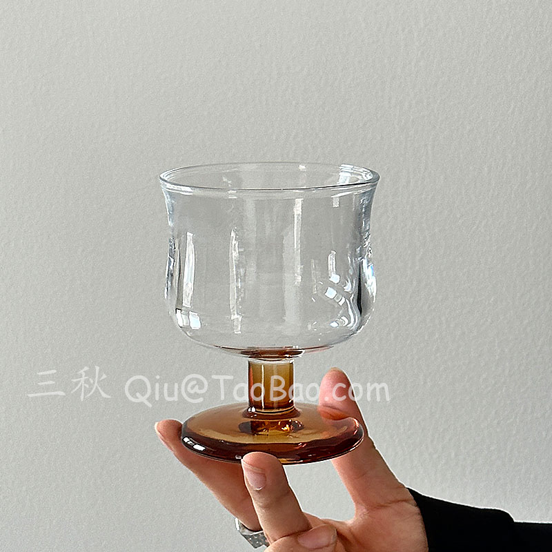 小众复古酒杯棕底敞口玻璃矮脚杯