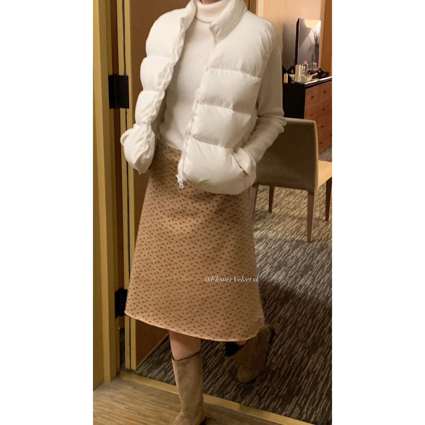 OVER RICH韩国正品代购2025复古波点A字半身裙女冬中长款半裙