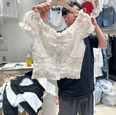 韩国正品代购 碎花韩版蕾丝气质吸睛甜美日常吸睛时尚泡泡袖衬衫