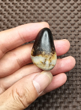 新疆和田玉籽料原石真皮无修黑皮白皮青花00499