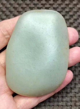 新疆和田玉籽料原石真皮独籽无修青花细肉手把件00575