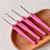 钩针工具手工diy毛线编织包包玩偶软柄实木碳化粗细勾针初学者新