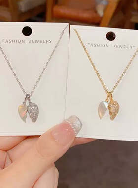 时尚设计感镶钻爱心吊坠项链