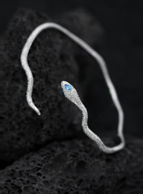 禾派 钉砂蛇手镯冷淡风S925纯银小众极简百搭高级感手镯女