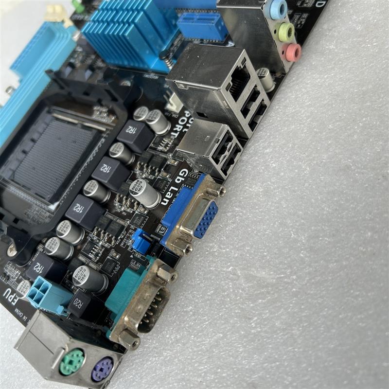 华硕 M5A78L-M LX3 PLUS 全固态 AM3b主板 EPU 集成显卡 支持FX