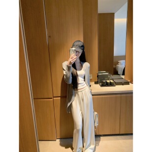 巨巨巨舒服 王 B入裤 显瘦百搭软糯松弛休闲直筒裤 奶油荡荡裤