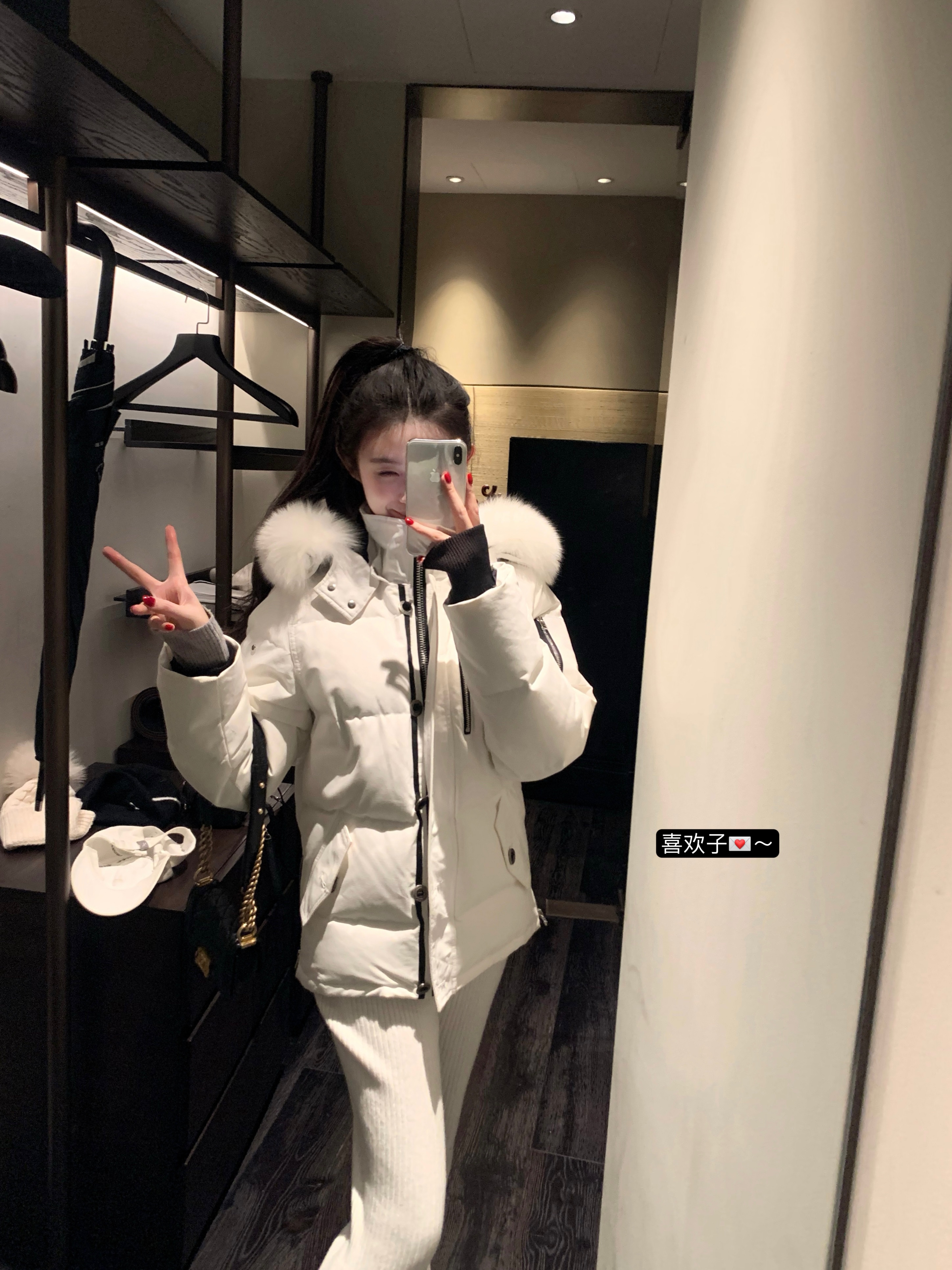 定制狐狸毛领+90白鸭绒羽绒服