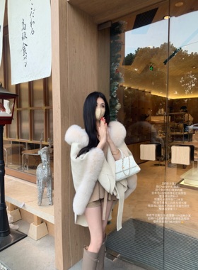 POET WONG【娇娇斗篷】仙仙定染超大狐狸毛+全羊毛韩女双面呢大衣