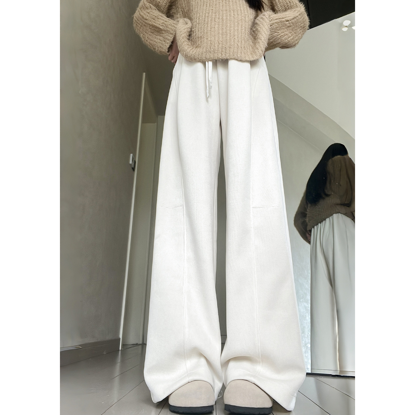 大码米白色拼接弯刀运动裤女冬季