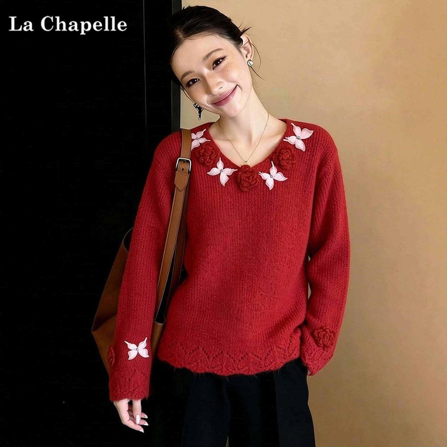 拉夏贝尔2025年冬季v领立体花朵蝴蝶喜庆感红色显瘦针织衫毛衣女,女装/女士精品,大码内搭,淘宝优惠券,粉丝福利购,淘宝优惠卷