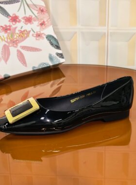 2255/2CM牛漆皮方头断码撤柜清仓处理粗跟浅口春季女鞋漆皮女气质
