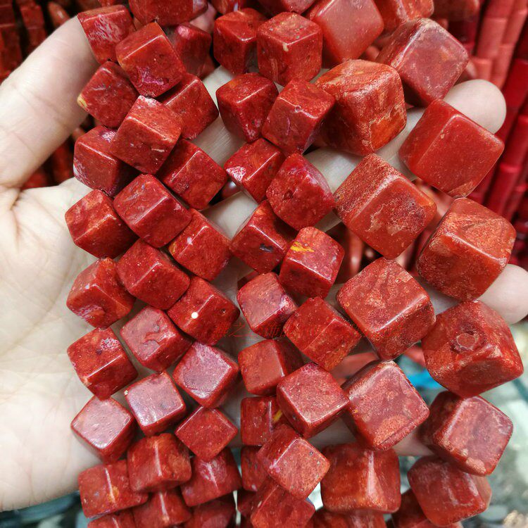 天然草珊瑚散珠 6 10 14mm原色红草珊瑚正方体对角孔 diy手串饰品